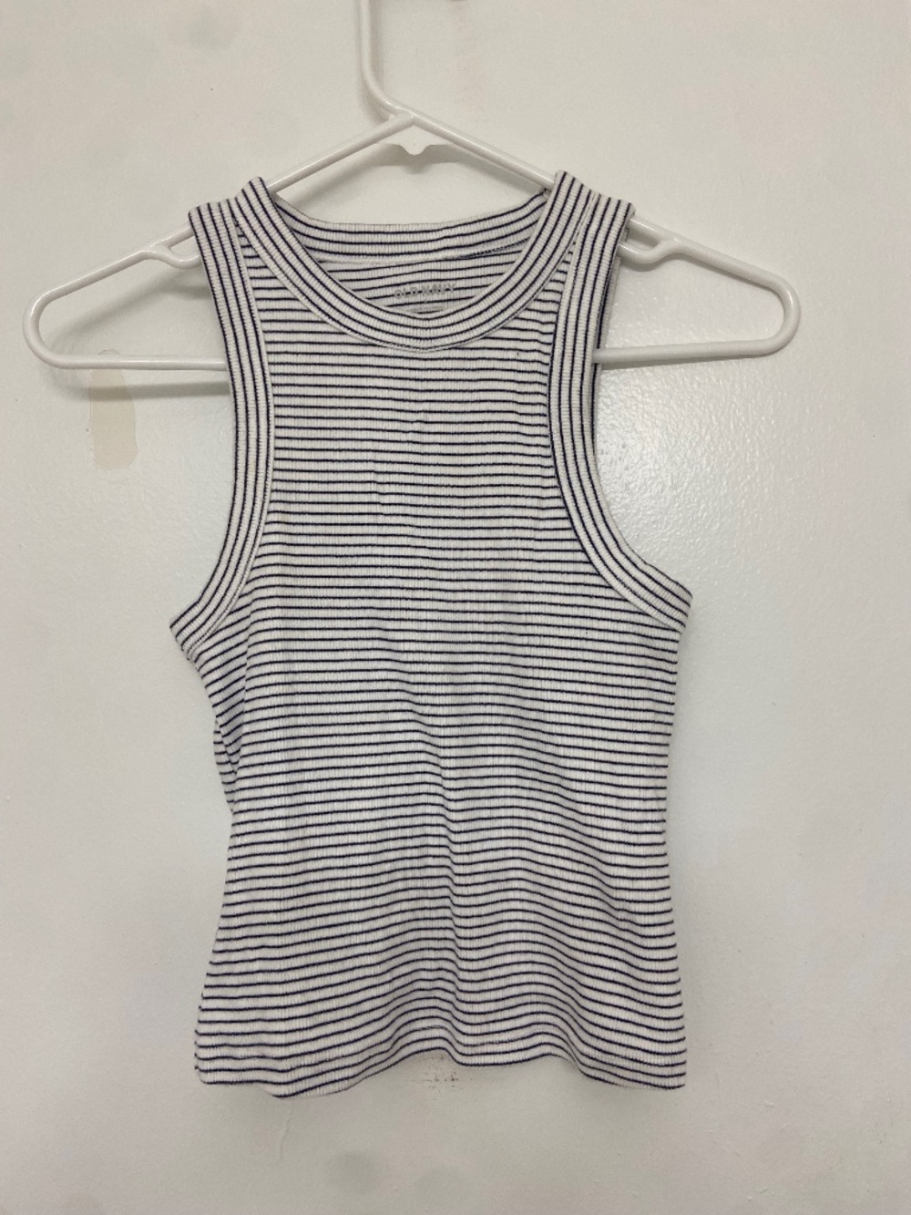 Old Navy High-Neck Racer Back Tank Top
